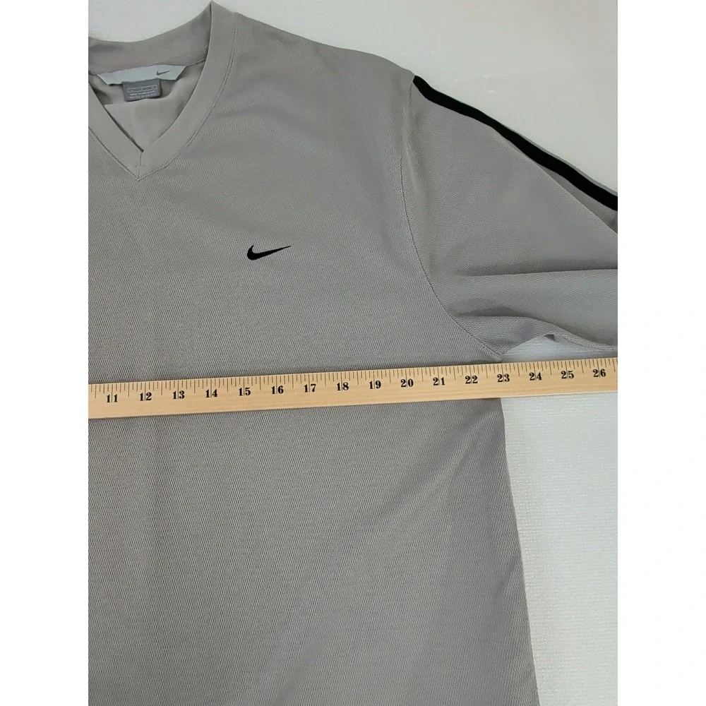 Nike Long Sleeve Shirt‎ Mens L Gray Black Stripes Athletic Athleisure Y2K Active